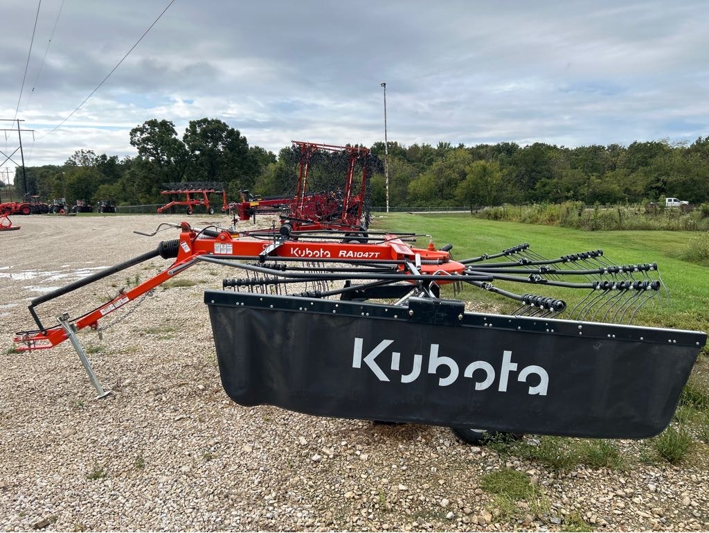 2021 KUB RA1047T Rotary Rake