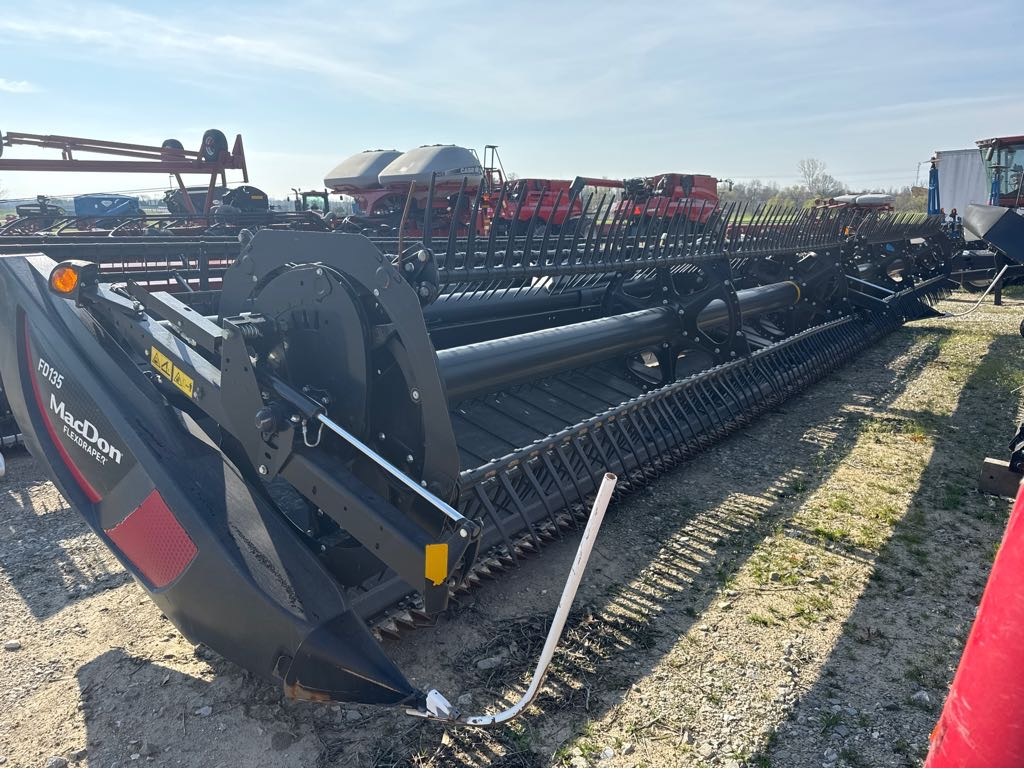 2019 MacDon FD135 Header Draper