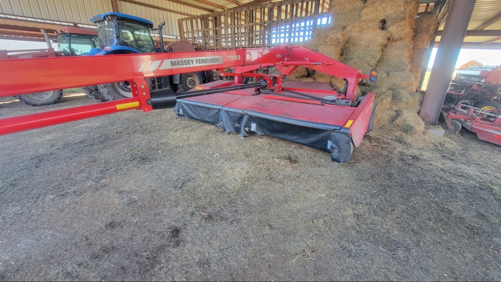 2015 Massey 1383 Disc Mower Conditioner