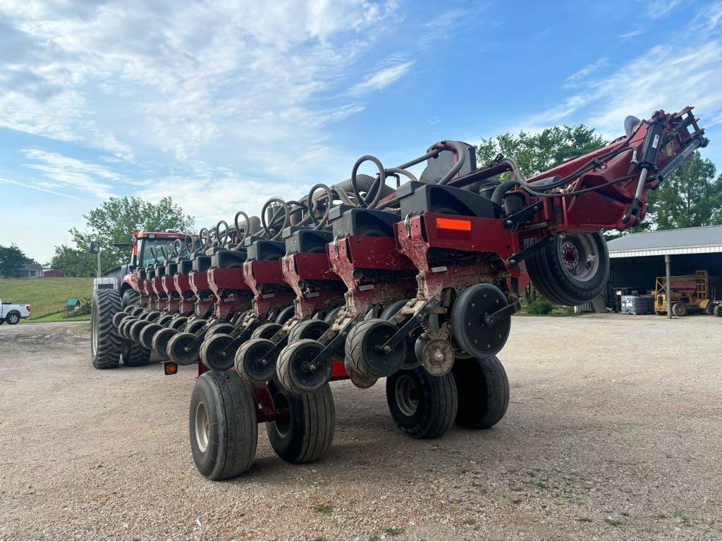 2013 Case IH 1245 Planter