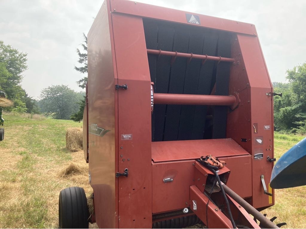2010 Hesston 5146 Baler