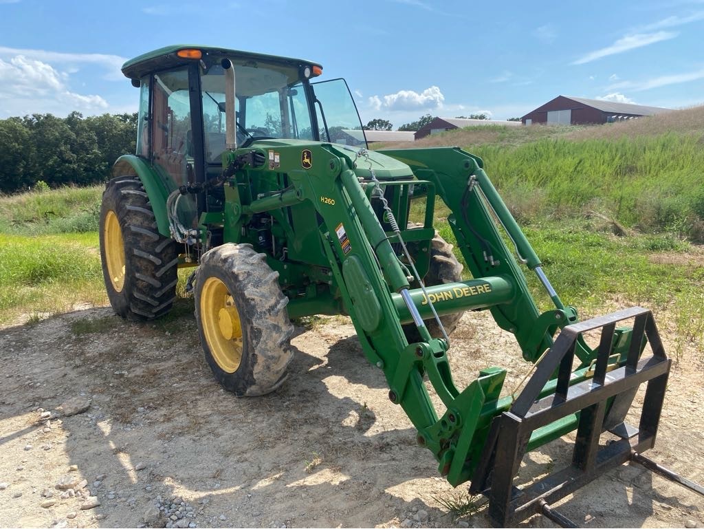 2014 John Deere 5085E Tractor Utility