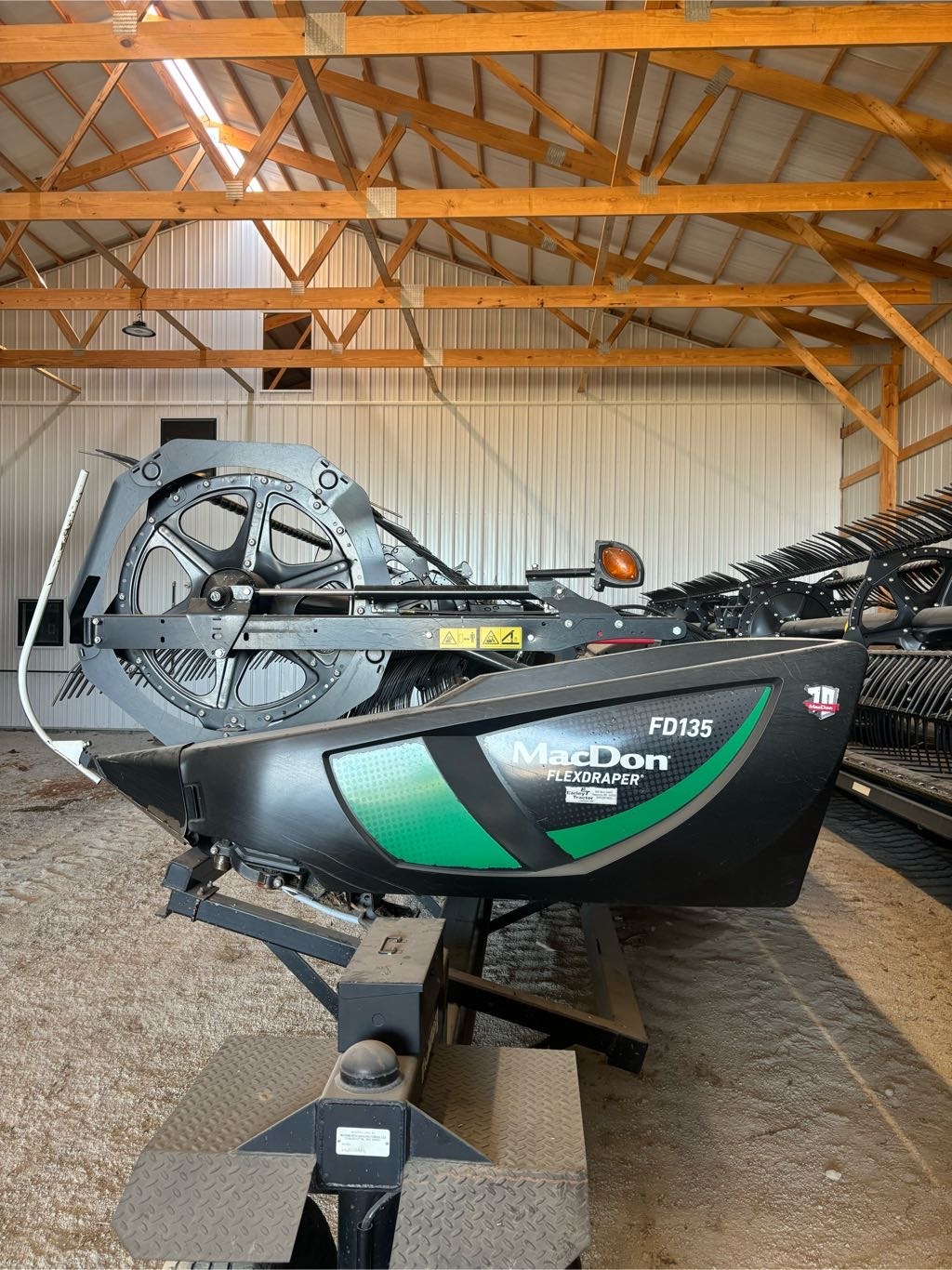 2019 Macdon FD135 Header Draper