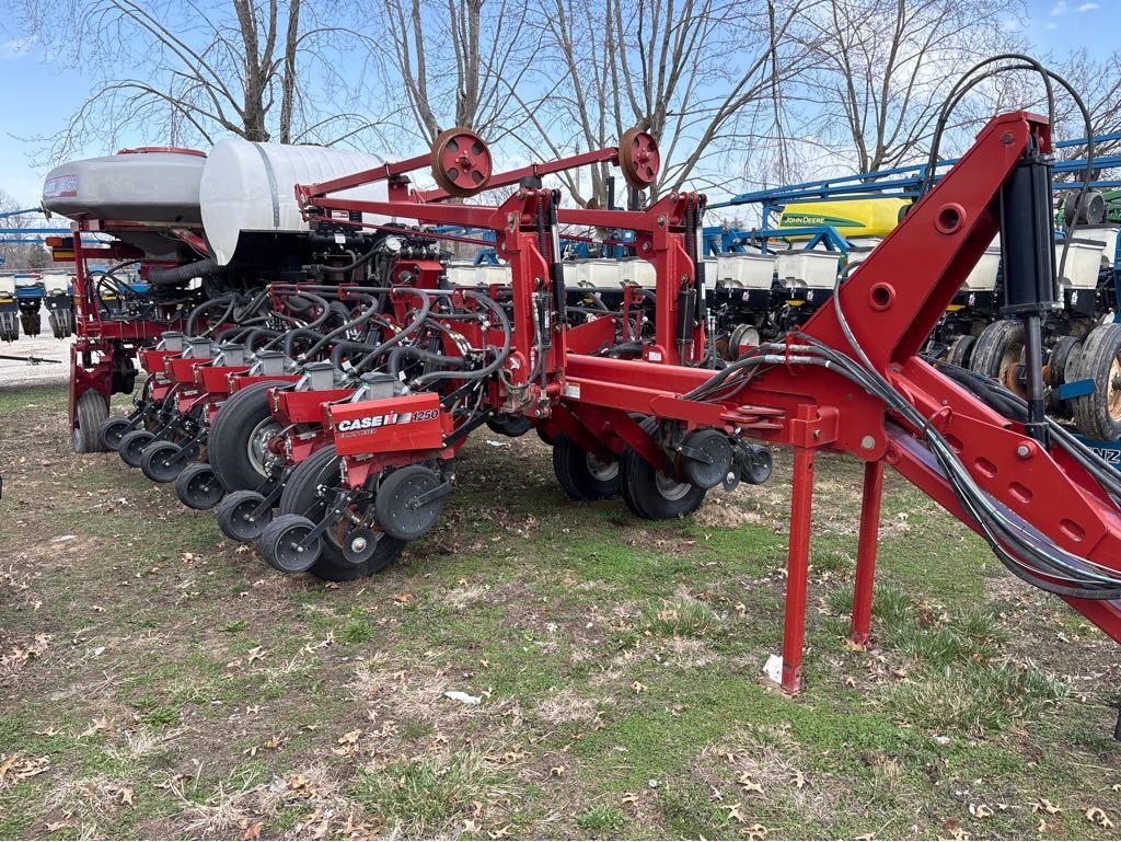 2011 Case IH 1250 Planter