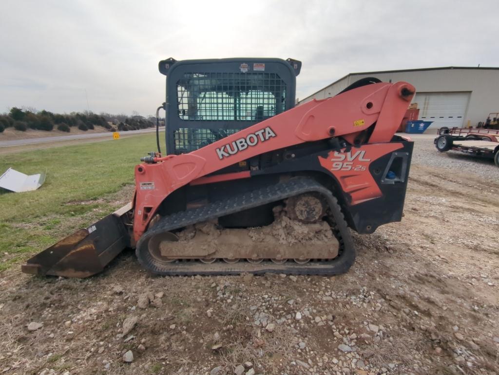 2016 Kubota SVL95-2S Compact Track Loader