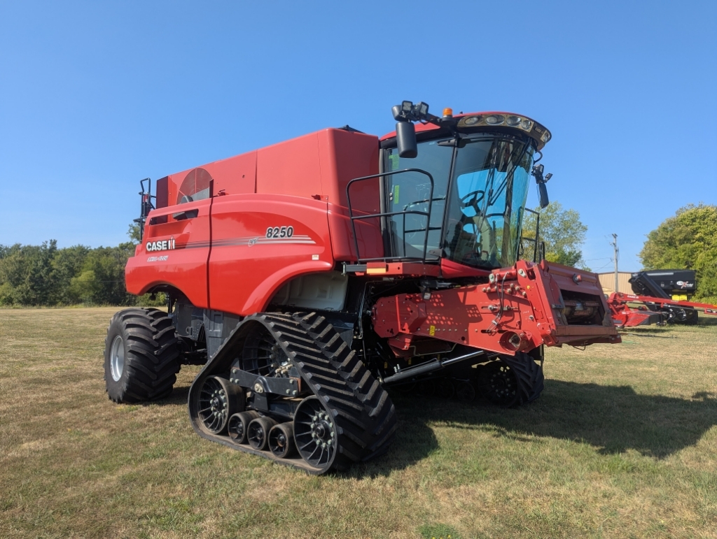 2019 Case IH 8250 Combine