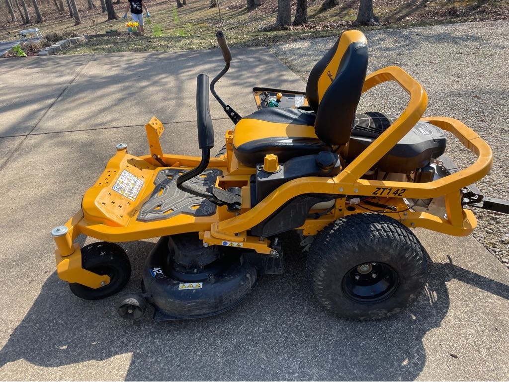 2019 Cub Cadet ZT1-42 Lawn Mower