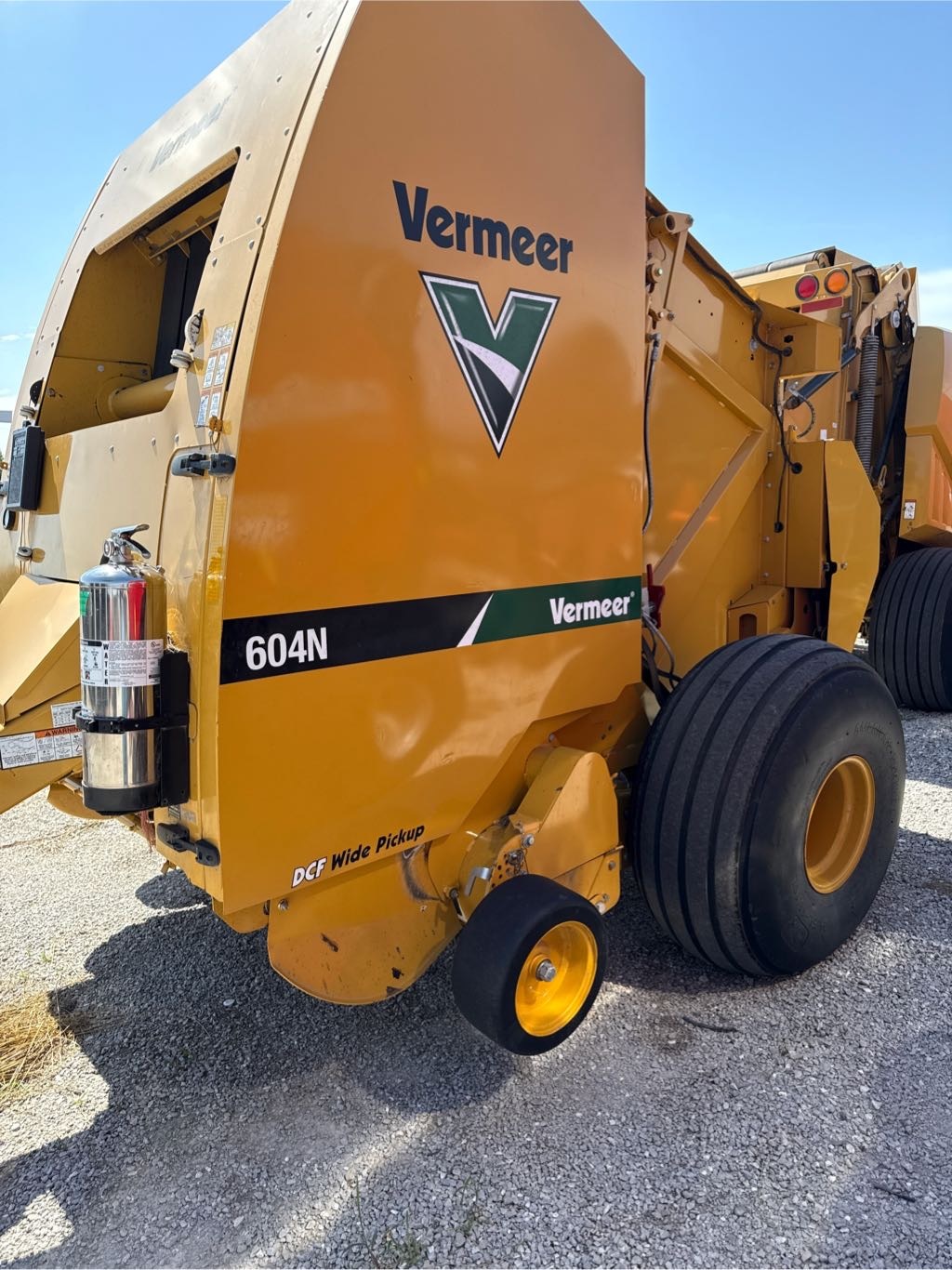 2019 Vermeer 604N Baler