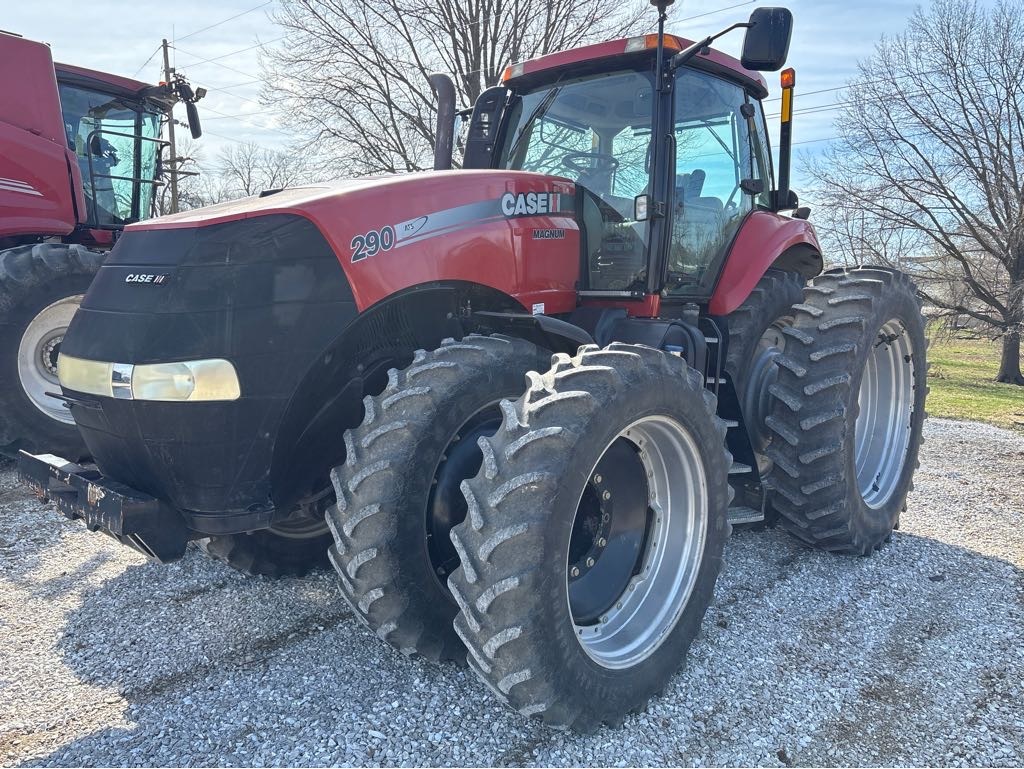 2010 CASE-IH 290 MAGNUM Tractor Row Crop