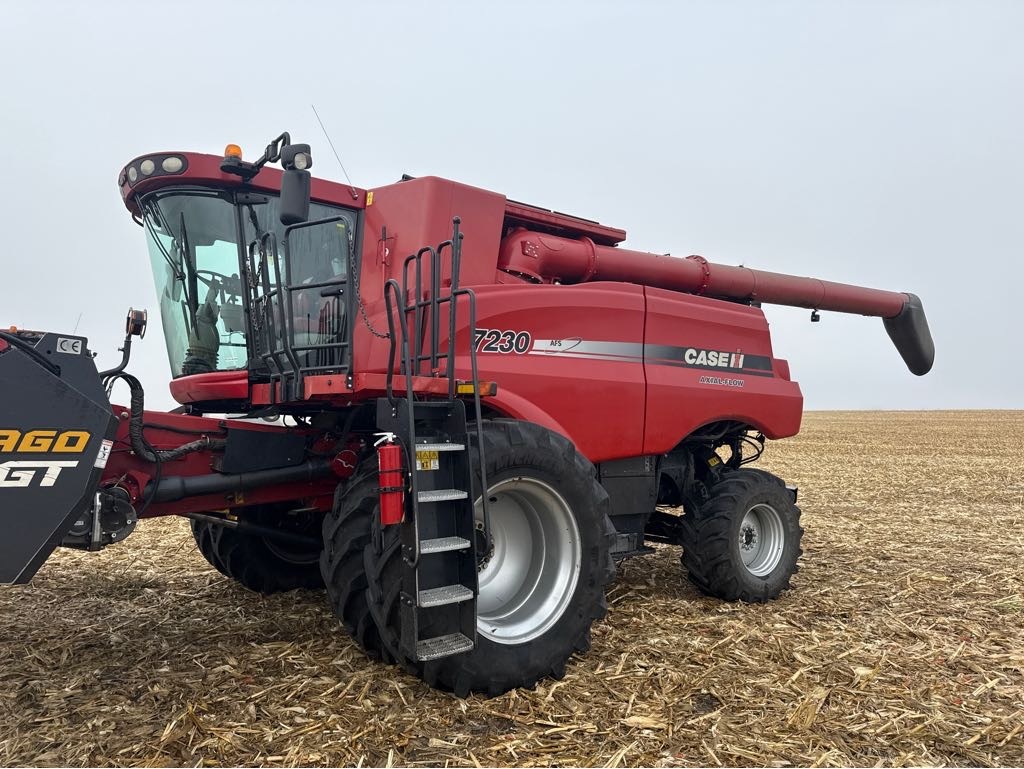 2012 Case IH 7230 Combine
