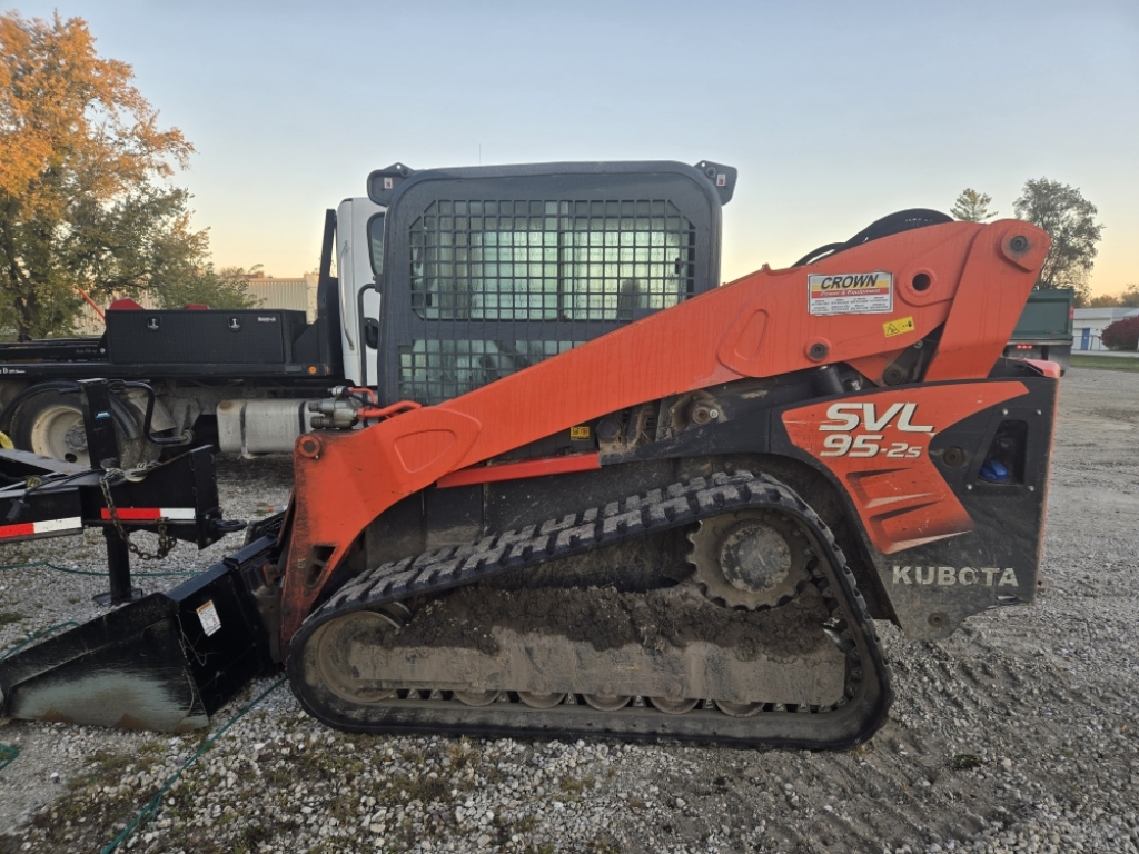 2017 Kubota SVL95-2S Compact Track Loader