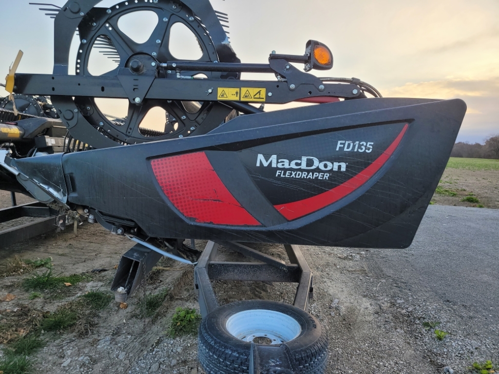 2022 MacDon FD135 Header Draper