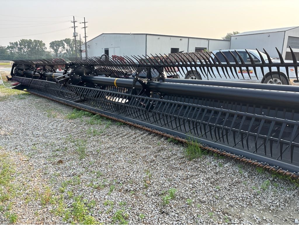 2020 MacDon FD140 Header Draper