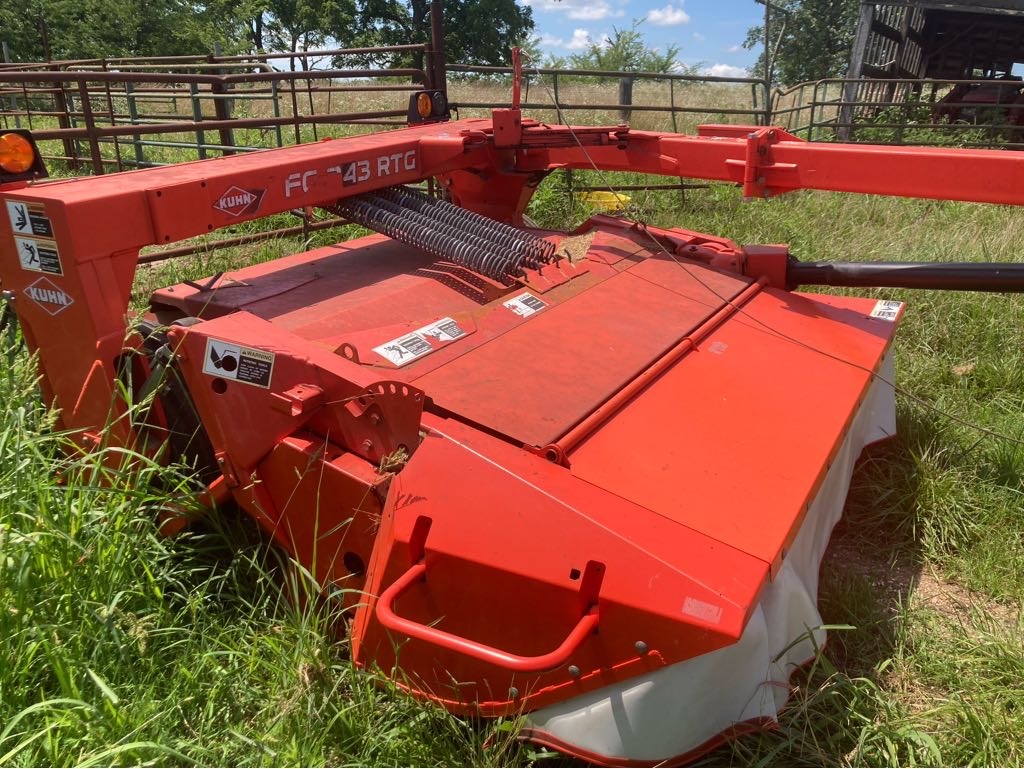0000 Kuhn FC243RTG Disc Mower Conditioner