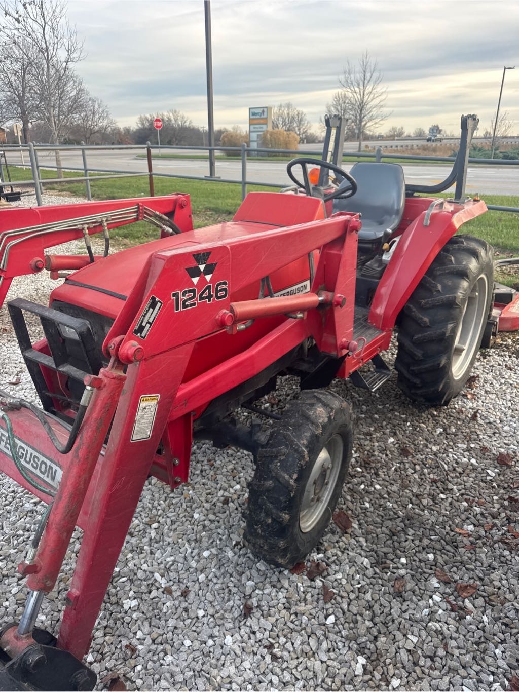 2001 Massey Ferguson 1240 Tractor Compact