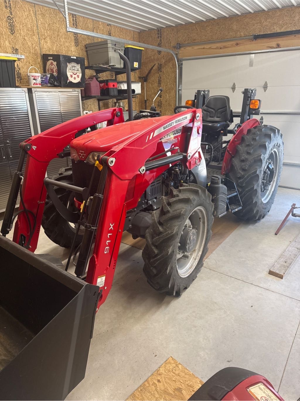 0000 Massey Ferguson 2606H Tractor Utility