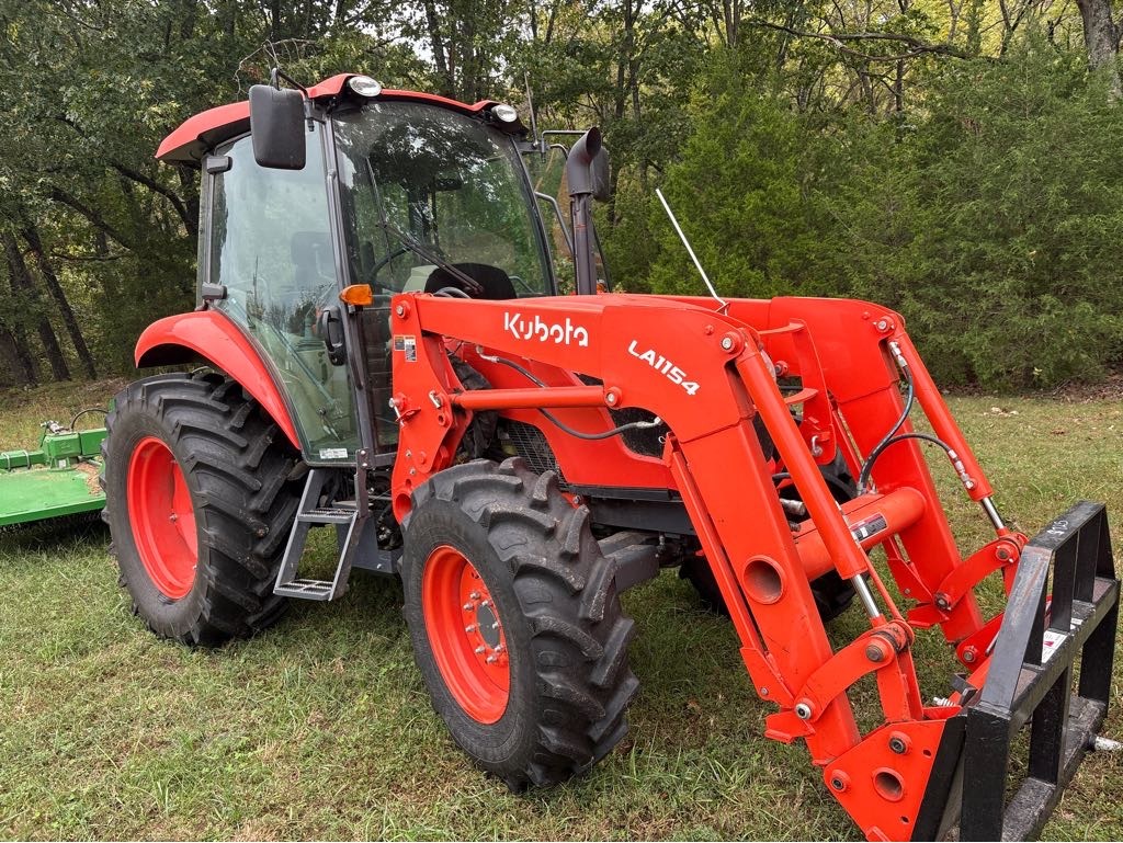 2021 Kubota M6060 Tractor Utility