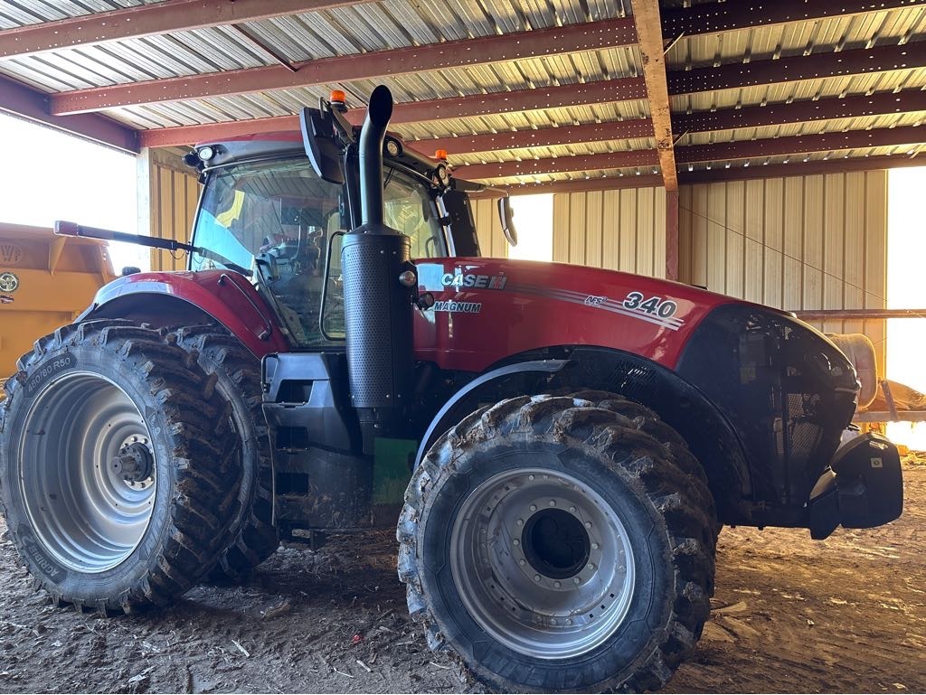 2023 Case IH 340 Tractor Row Crop