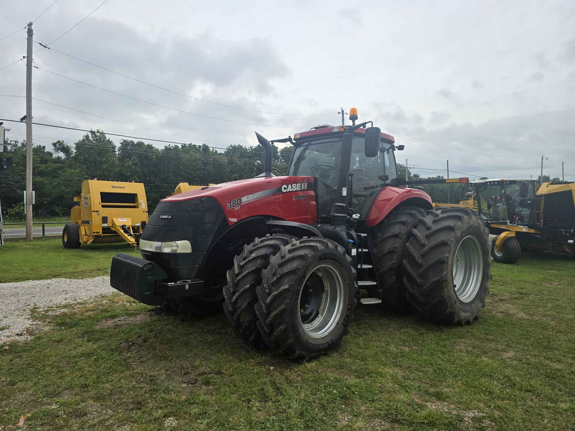 2015 CASE IH MAGNUM 380 CVT Tractor Row Crop