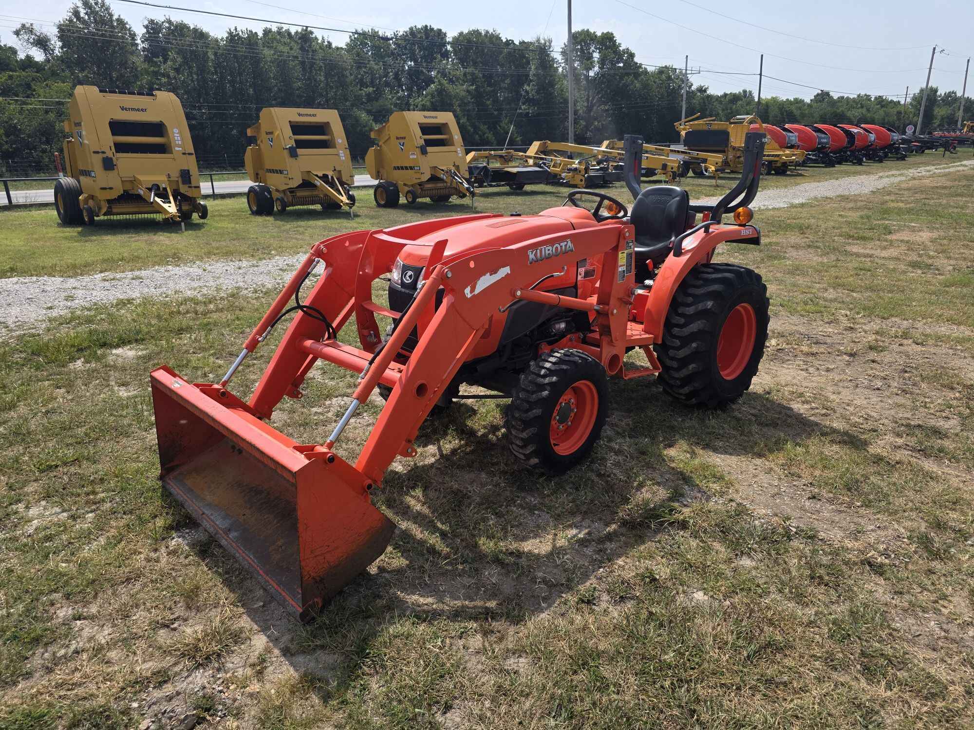 2019 KUBOTA L3901 Tractor Compact