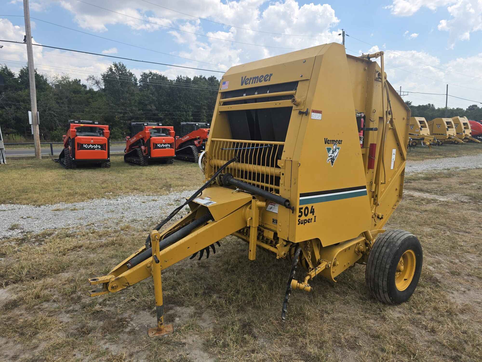 2010 VERMEER 504SI Baler