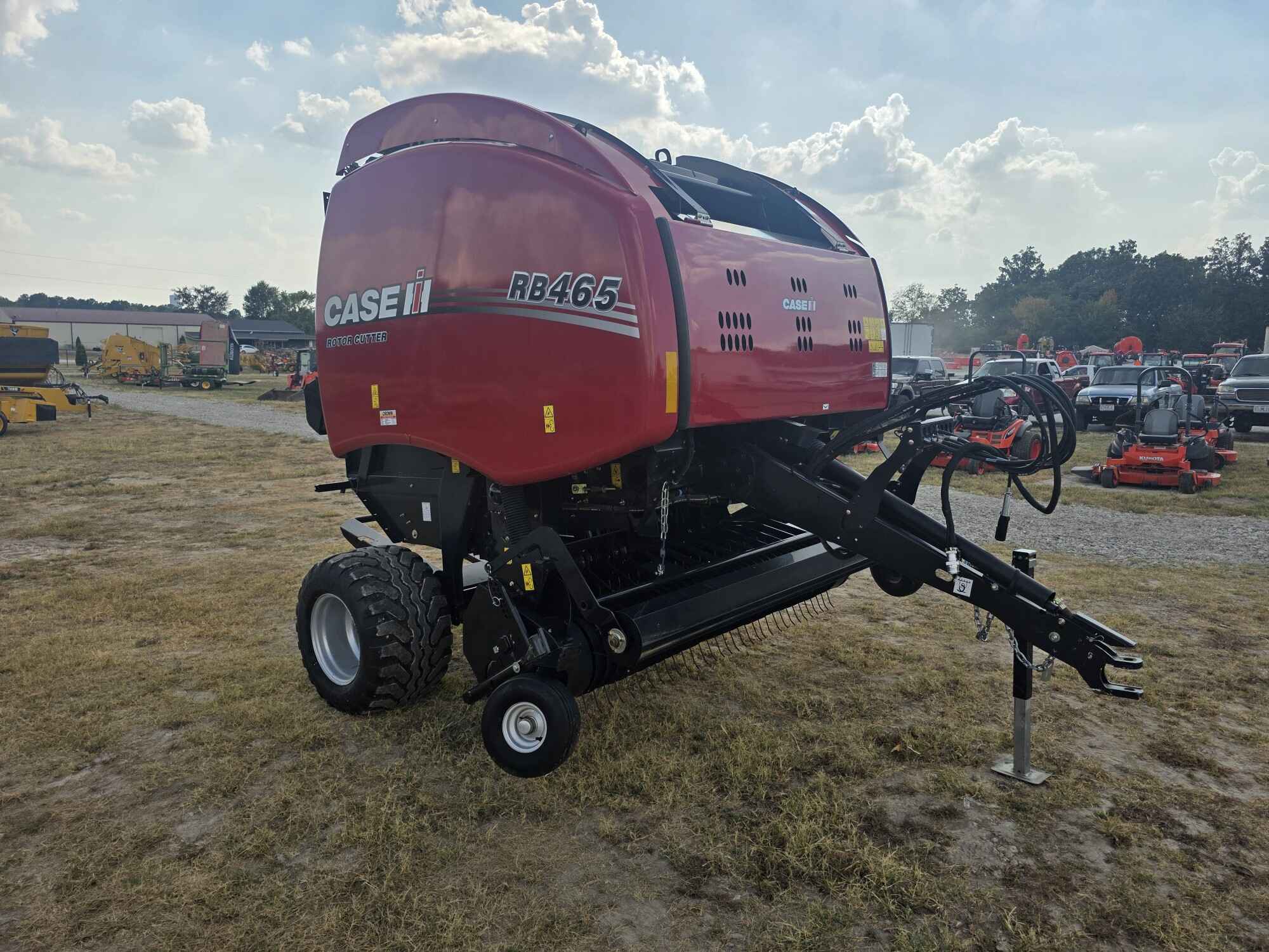 2023 CASE IH RB465 Baler