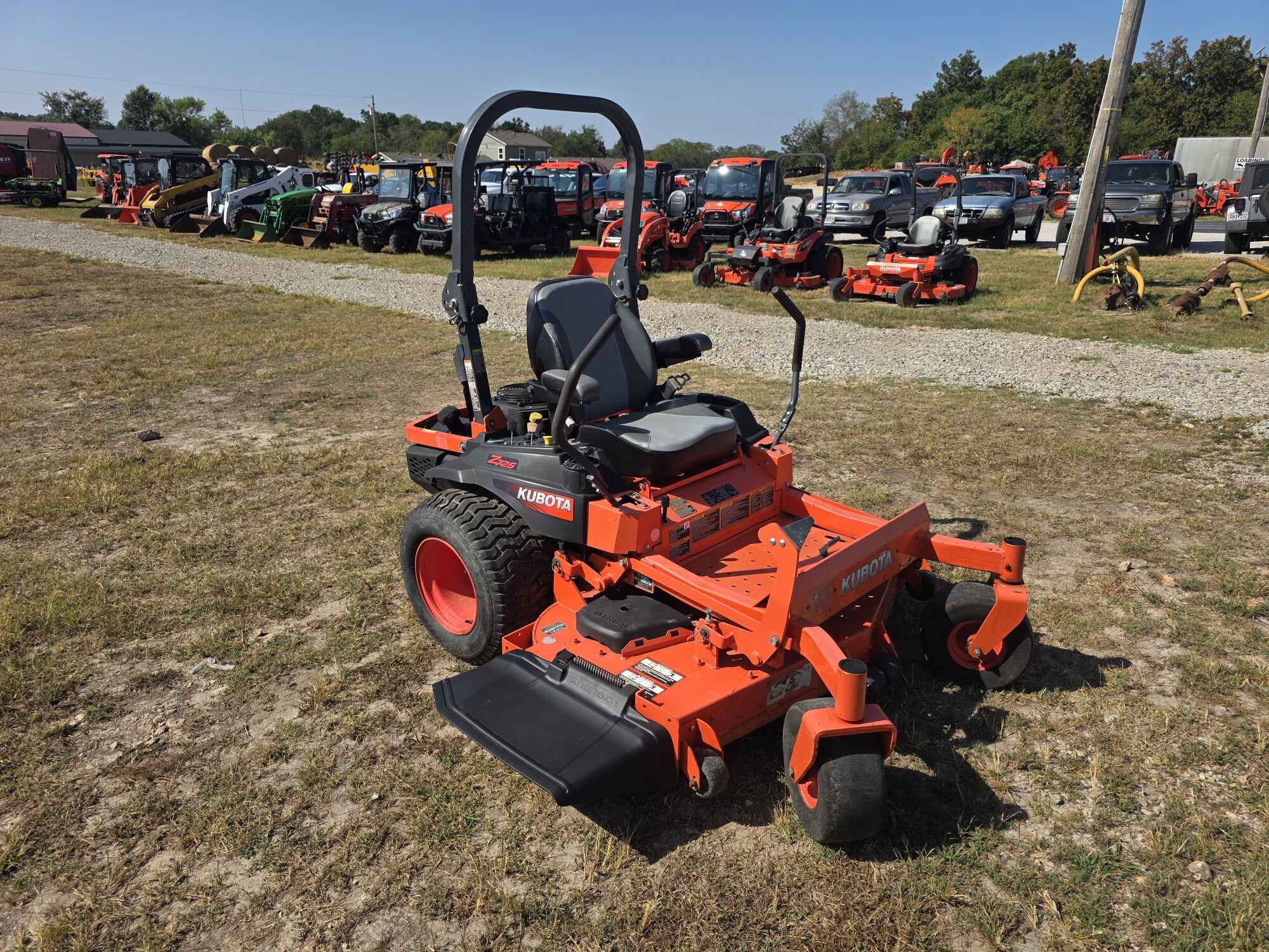 2015 KUBOTA Z725 Lawn Mower