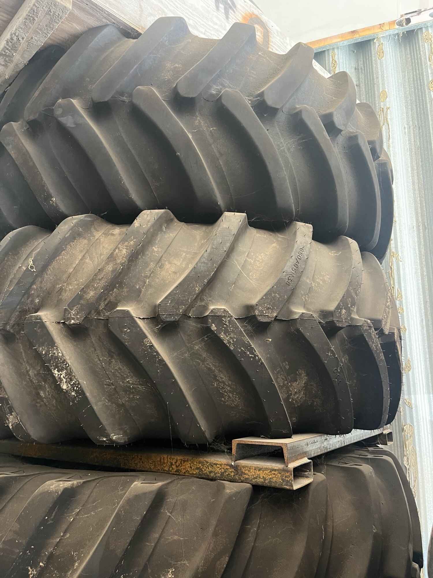 2020 ALL 650 Patriot Float Tires