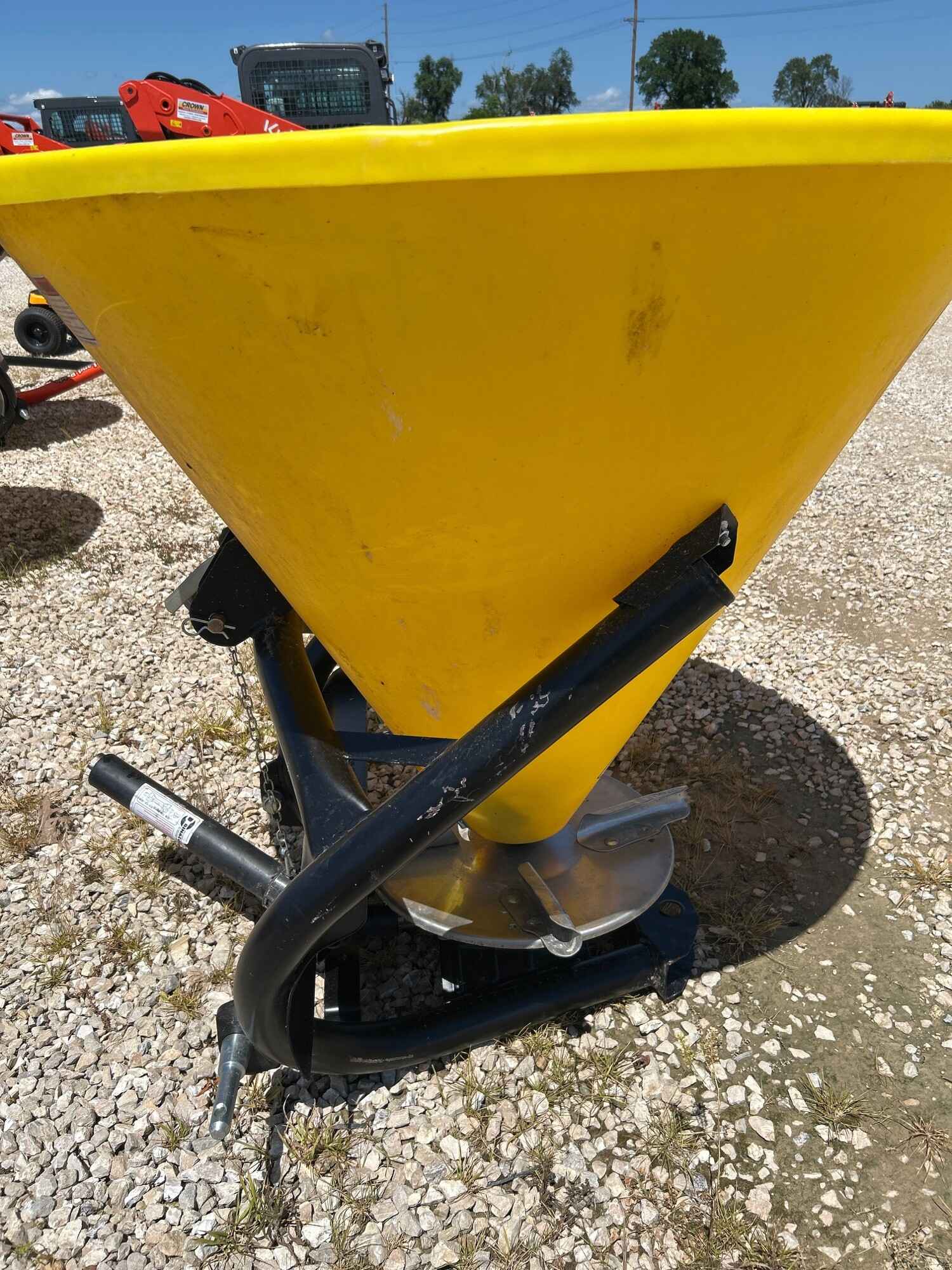 2025 LP FSP700 Fertilizer Spreader