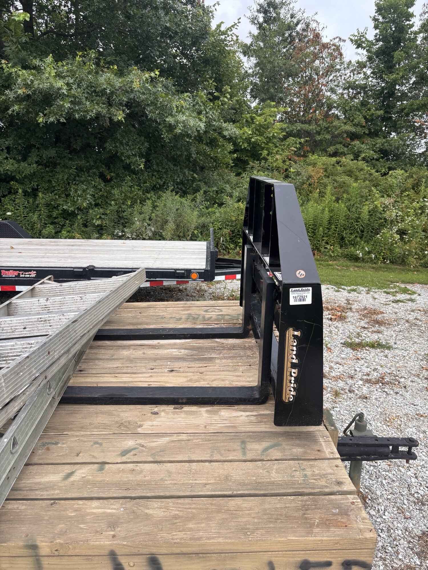2021 LP 1242 Palletforks