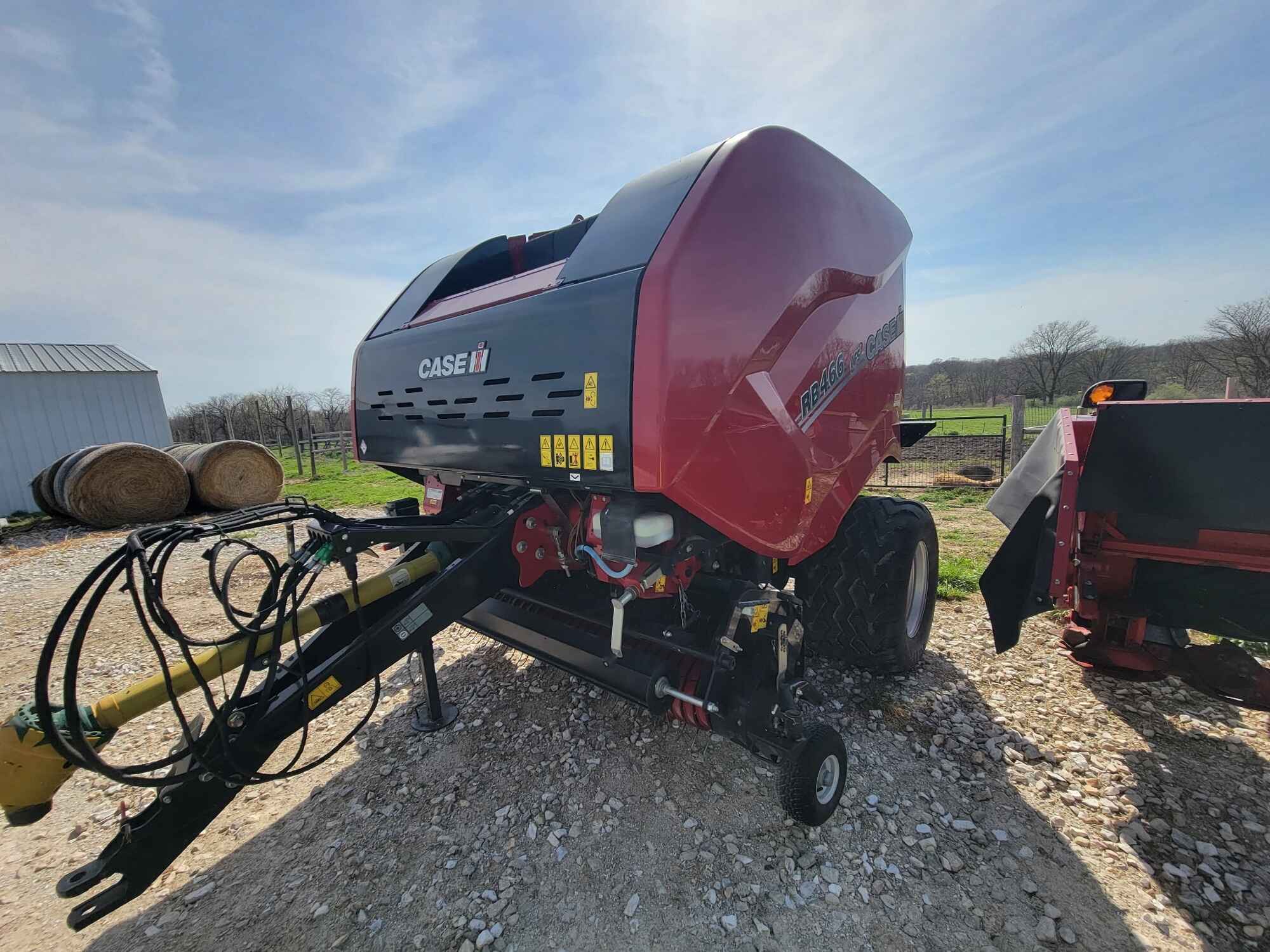 2024 CASE IH RB466 Baler