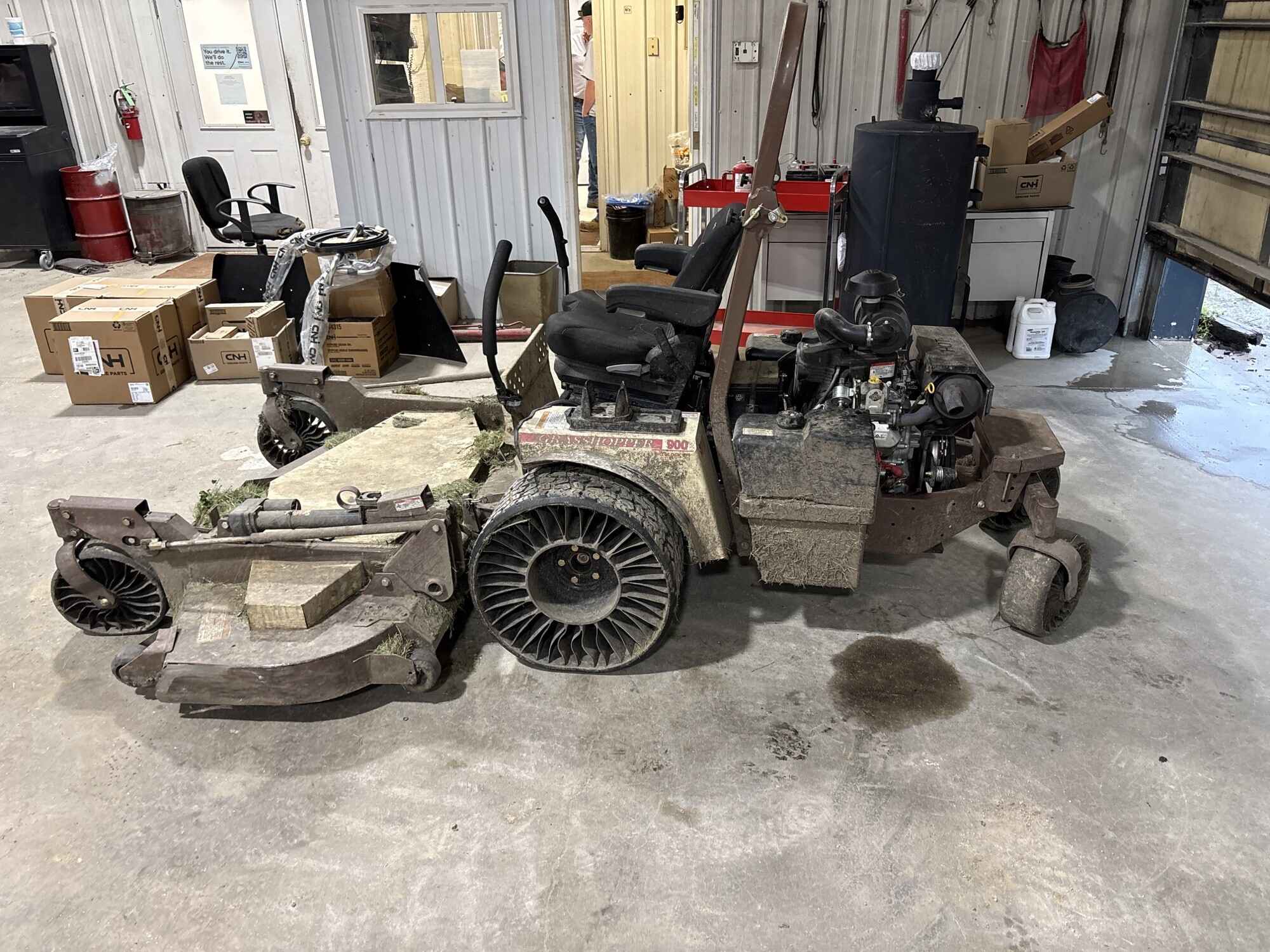 2022 GRASSHOPPER 937 Lawn Mower