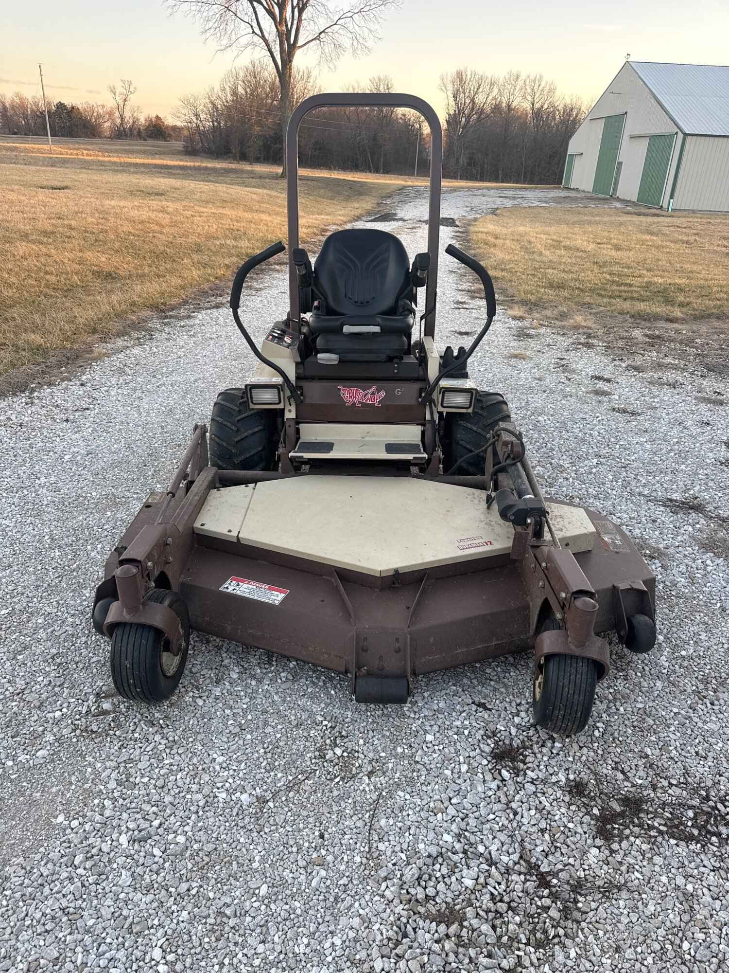 0000 GRASSHOPPER 930D Lawn Mower