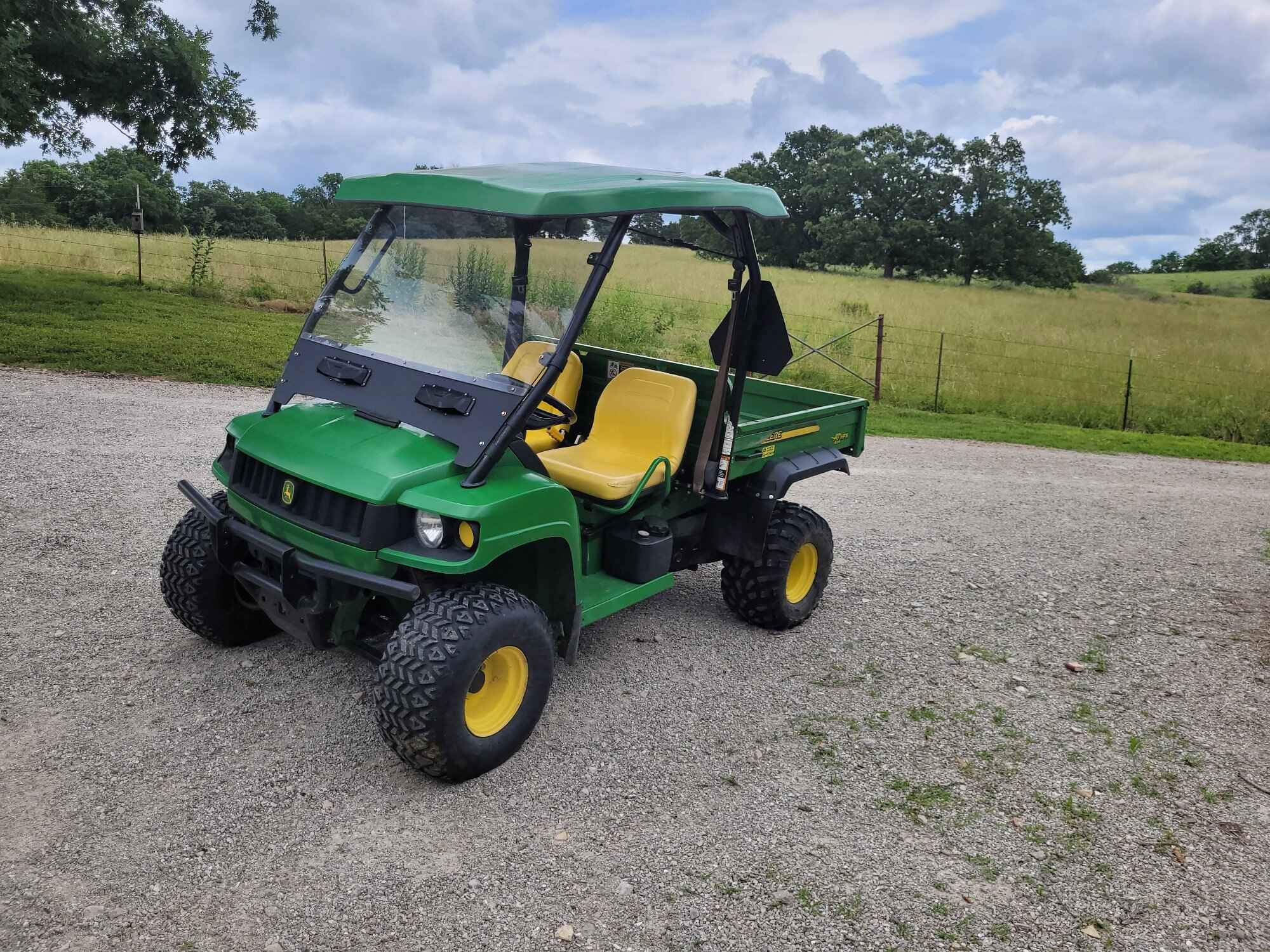 2010 JOHN DEERE GATOR HPX Utility Vehicle