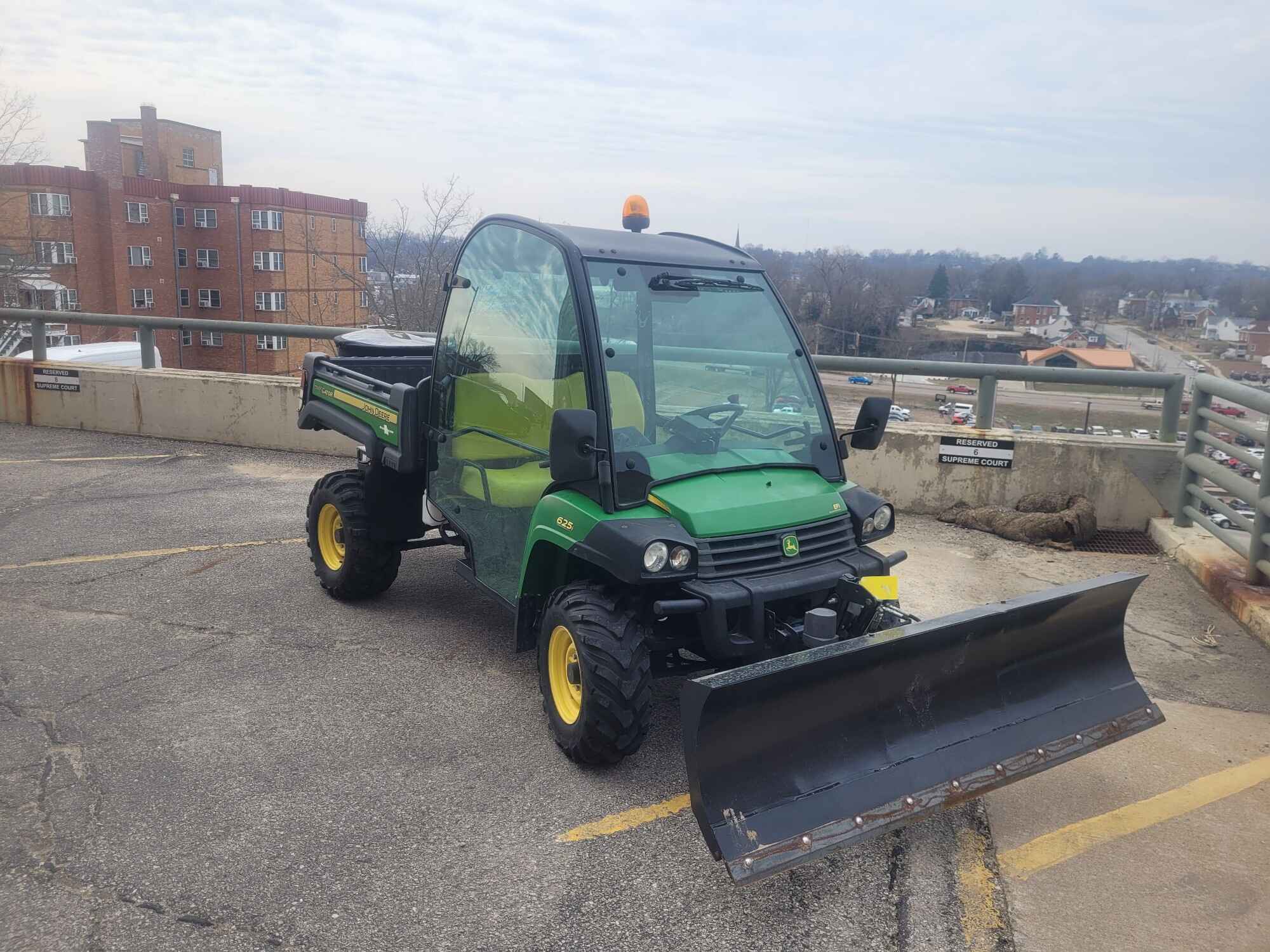 2014 JOHN DEERE GATOR Utility Vehicle