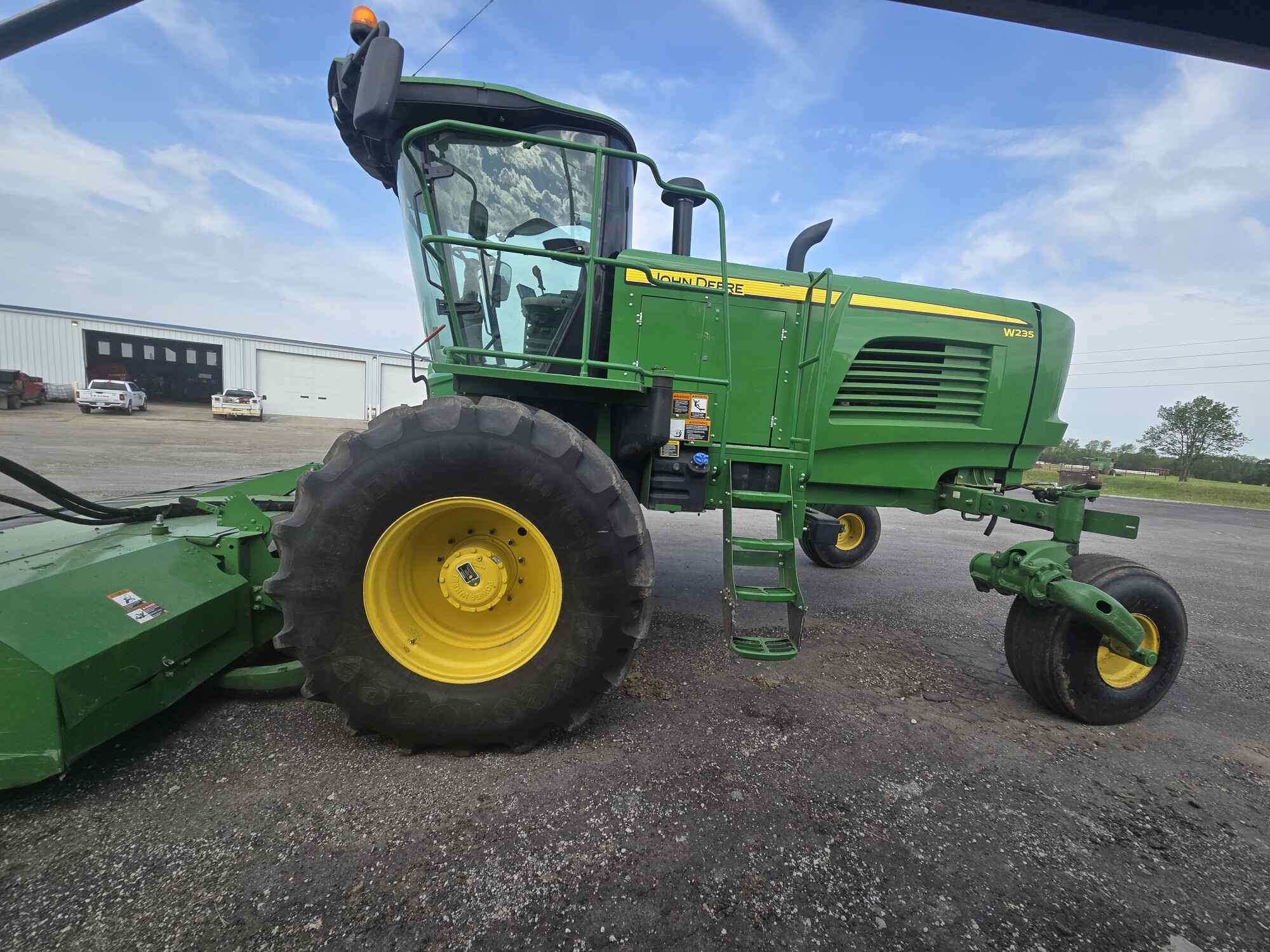 2019 John Deere W235 Windrower